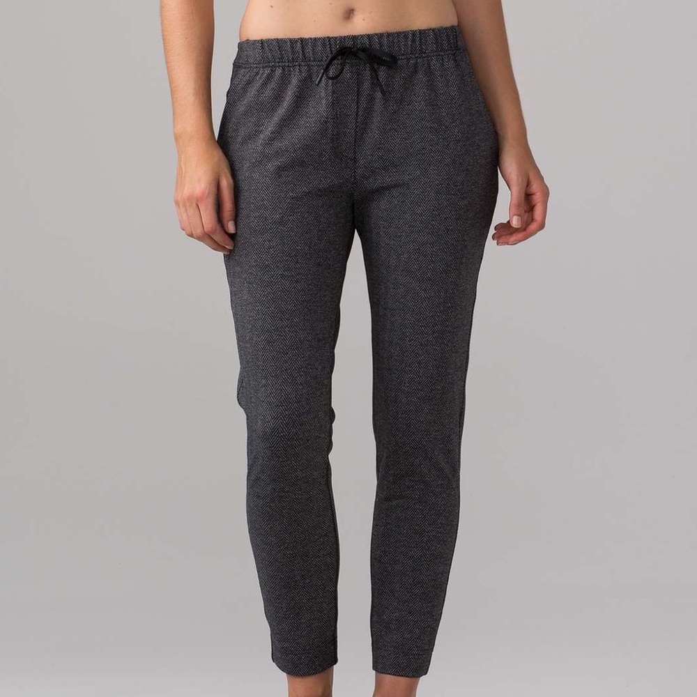 Lululemon Jet Crop Pants